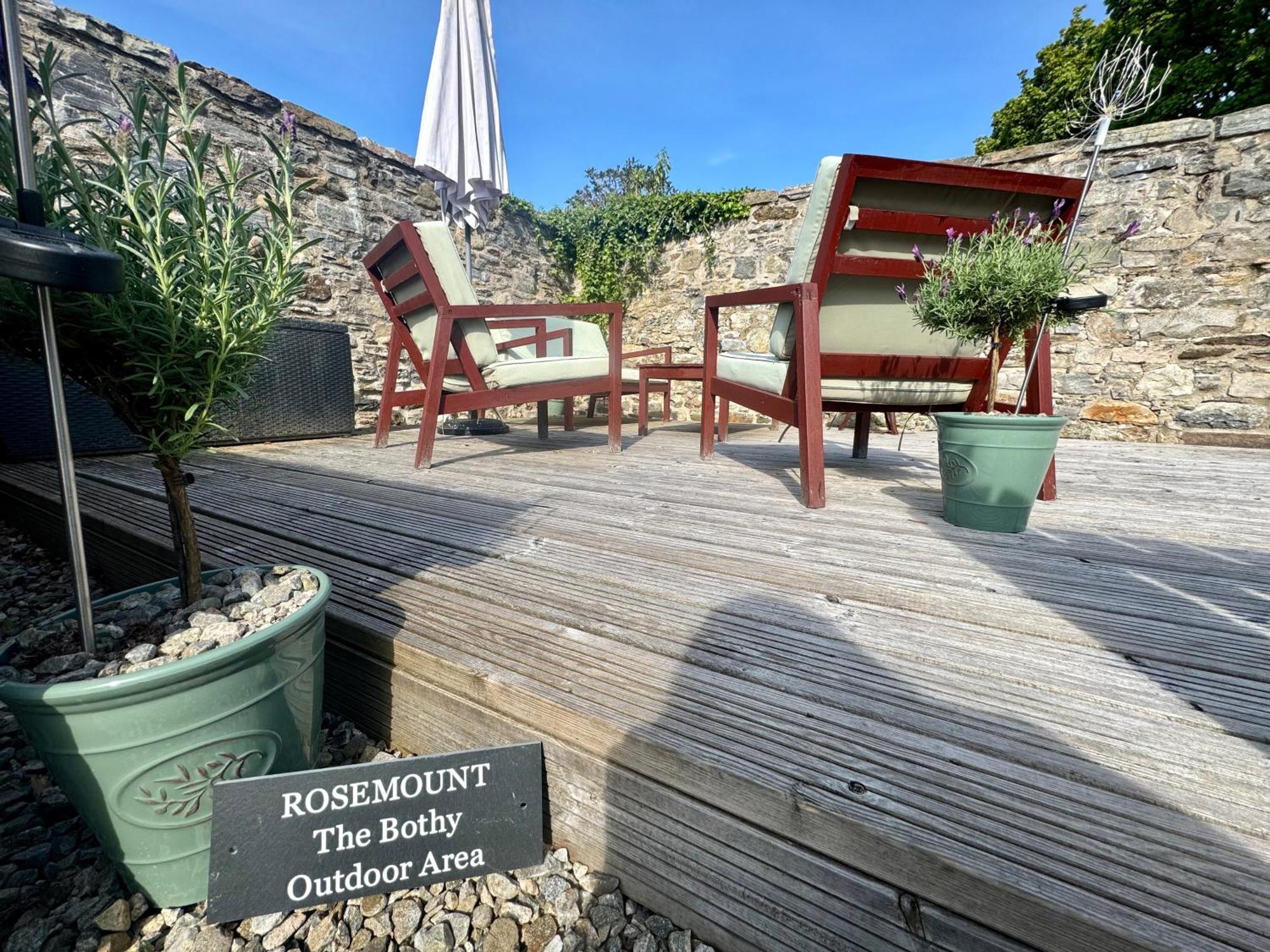Rosemount Bothy - Highland Cottage ガーブ エクステリア 写真