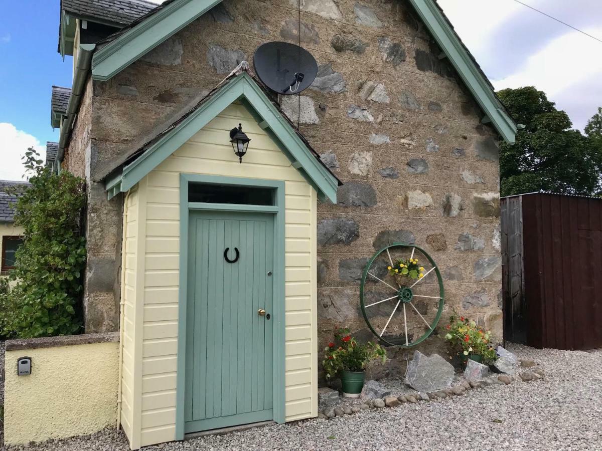 Rosemount Bothy - Highland Cottage ガーブ エクステリア 写真