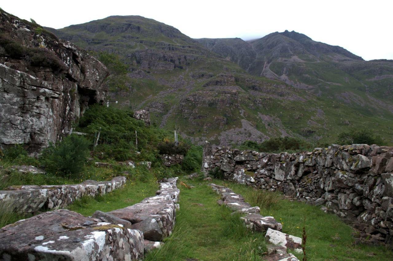 Rosemount Bothy - Highland Cottage ガーブ エクステリア 写真